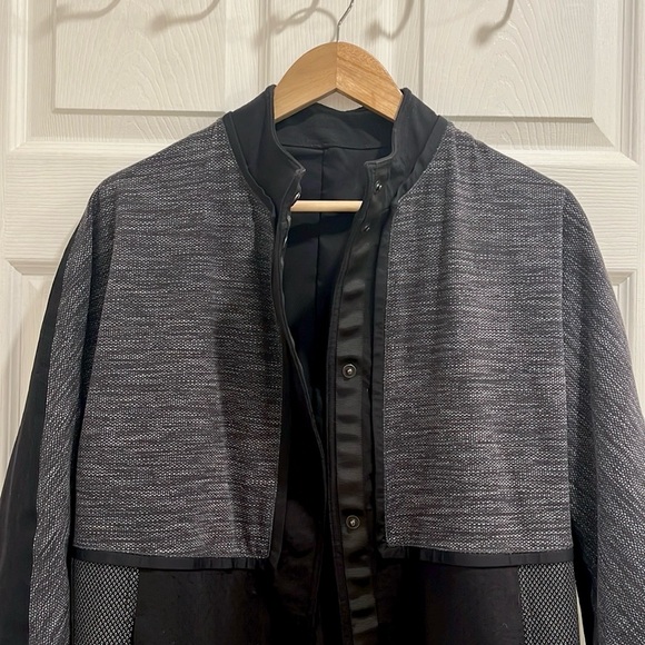 Lululemon Cocoon Car Snap Button Coat - Picture 7 of 14